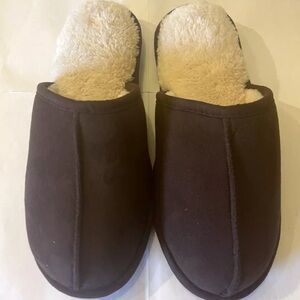 NEW Roundtree & Yorke Memory Foam Slippers Chocolate Brown Men's Size 9/10 Med.